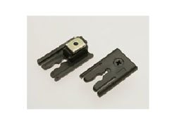 収納3連引戸用　上レールストッパー